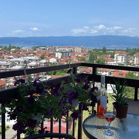 Stunning Lake And Mountain Views - Velkoski Apartments Ohrida Exterior foto